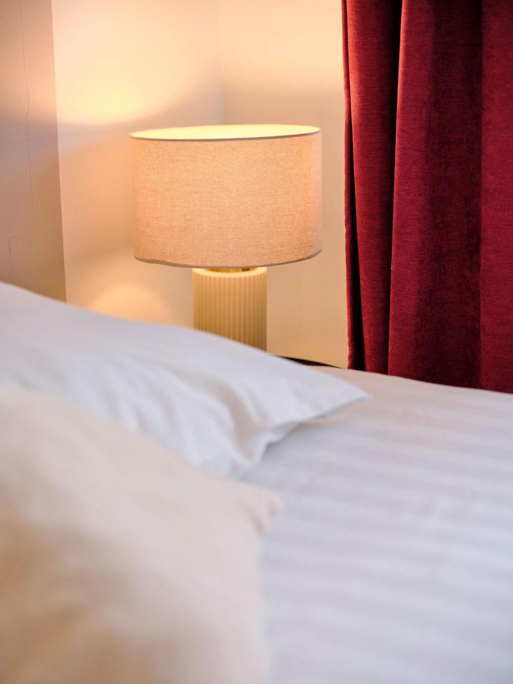 Les Chambres De Troyes - Parking Free Fibre Netflix エクステリア 写真