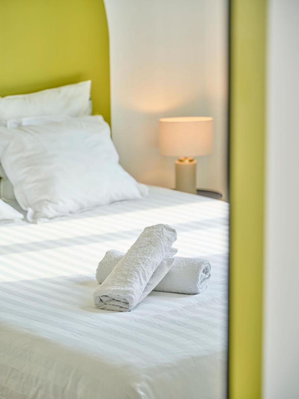 Les Chambres De Troyes - Parking Free Fibre Netflix エクステリア 写真